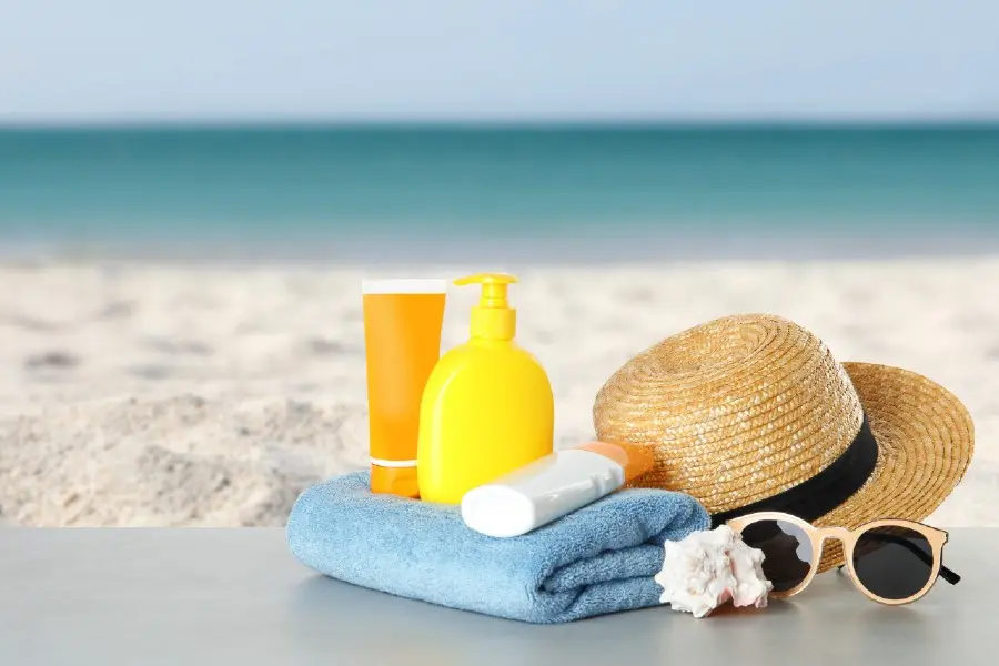 8 consejos para protegerse del sol en la playa este verano 2024 - Kineplanet