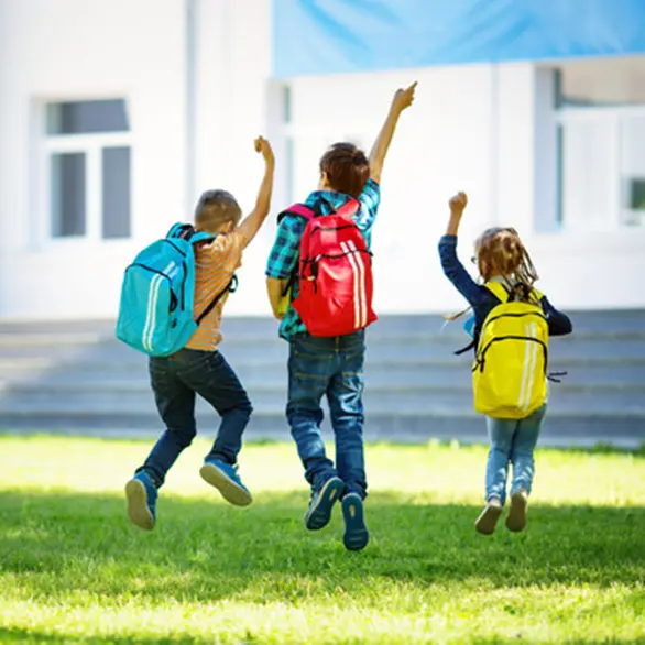 Recomendaciones al usar mochila en la vuelta a clases - Kineplanet